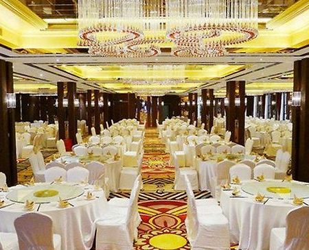 The River Hotel Chengdu Ristorante foto